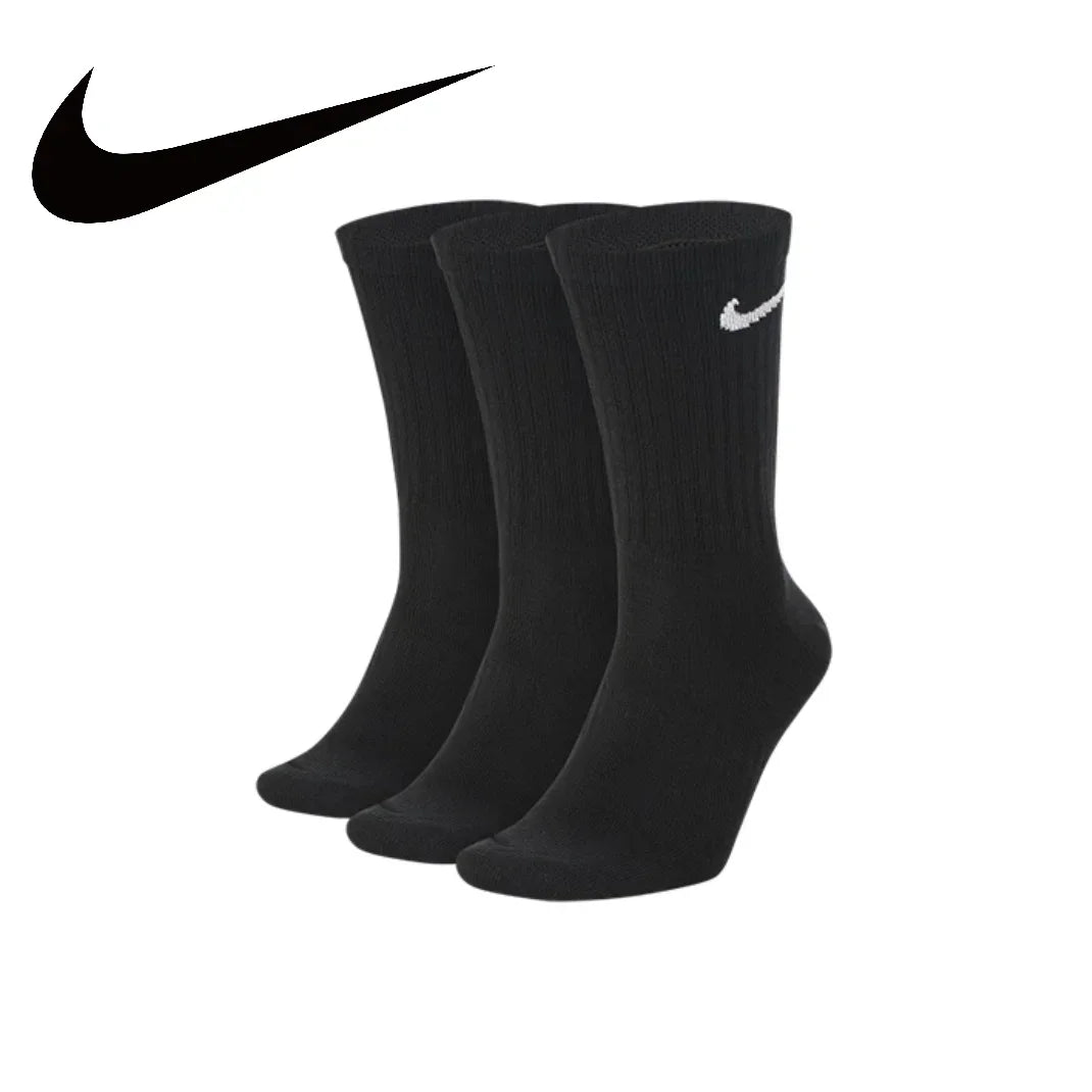 NIKE Lightweight Quick-Dry Training Socks - 3 Pairs of Ultimate Comfort & Support