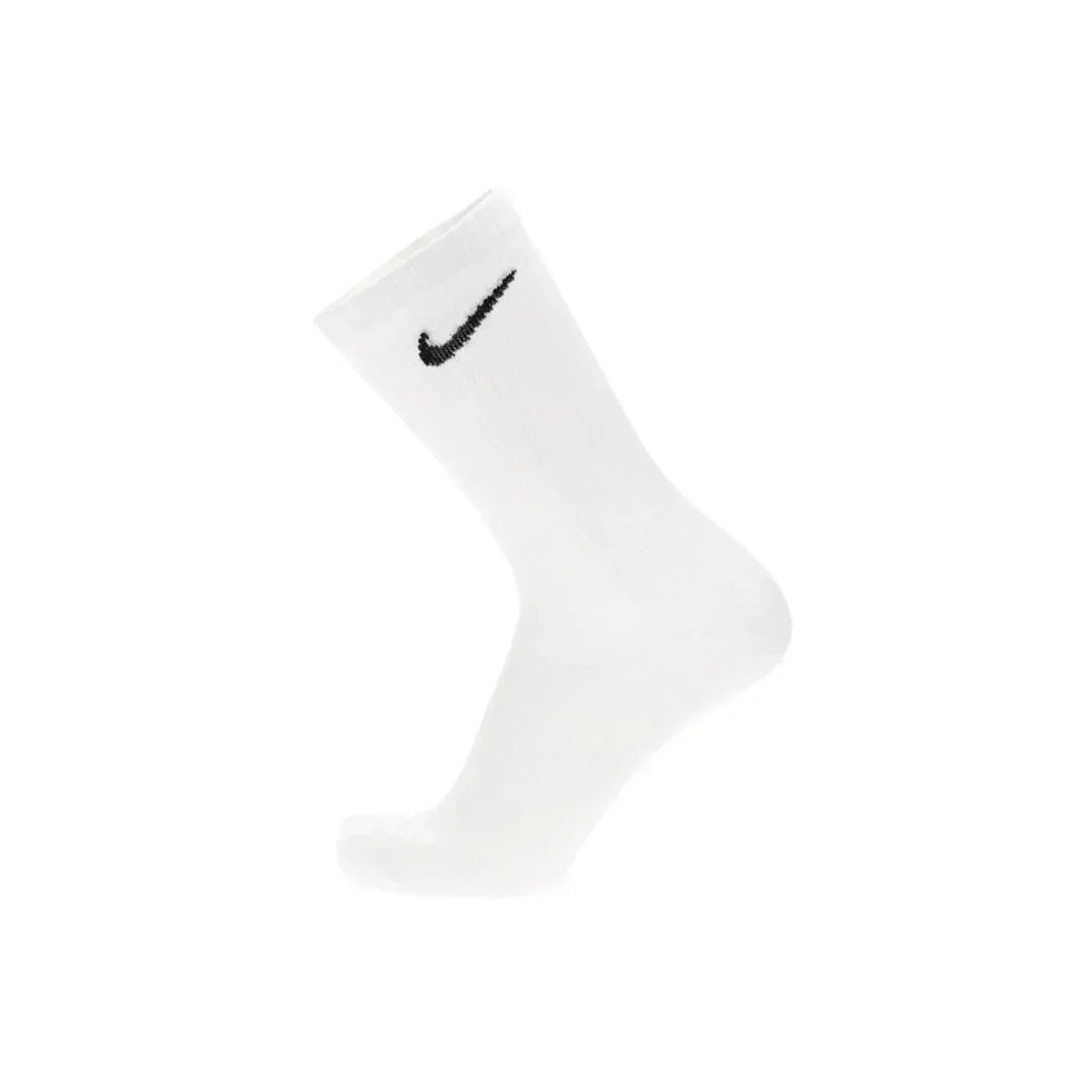 NIKE Lightweight Quick-Dry Training Socks - 3 Pairs of Ultimate Comfort & Support